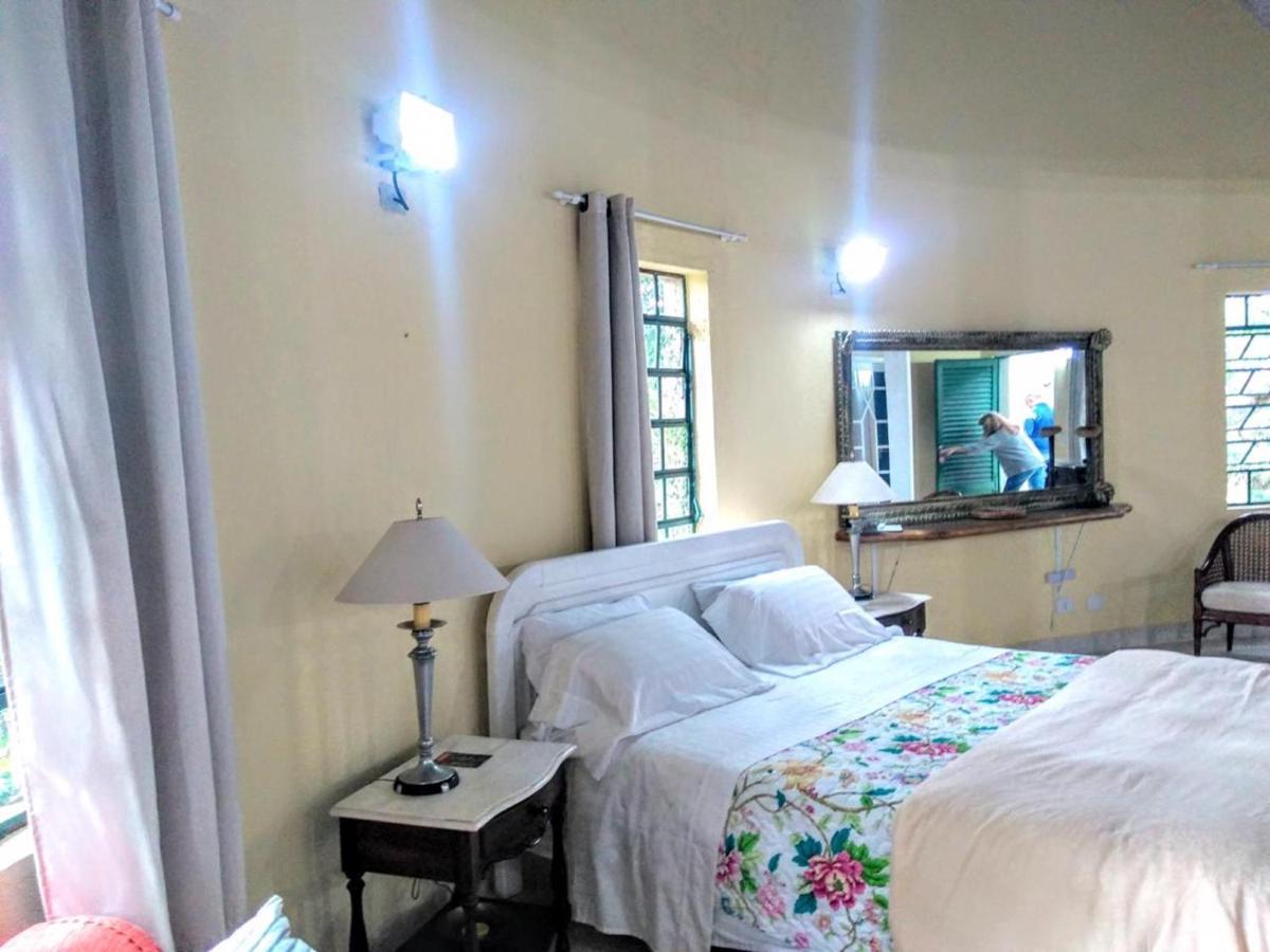 אמבו Villa Serena Bed & Breakfast מראה חיצוני תמונה
