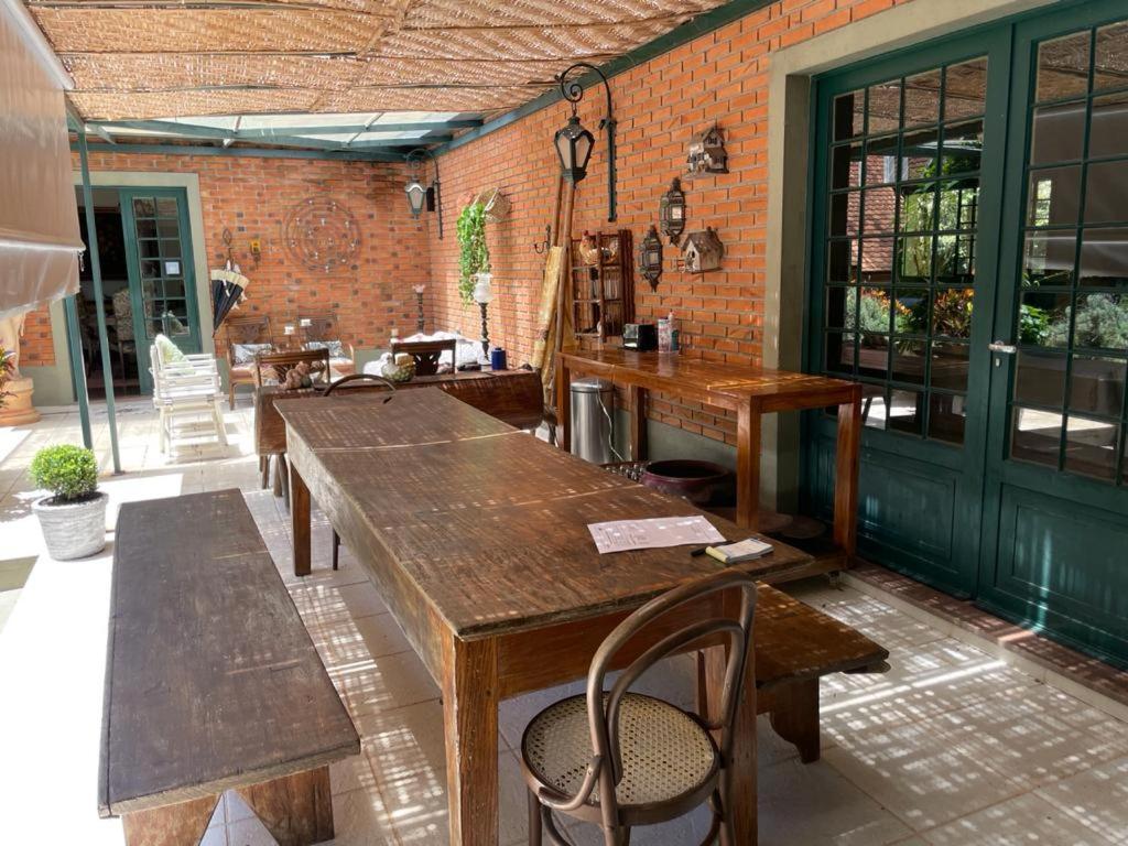 אמבו Villa Serena Bed & Breakfast מראה חיצוני תמונה