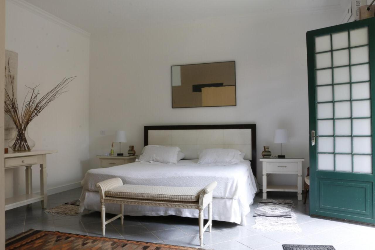 אמבו Villa Serena Bed & Breakfast מראה חיצוני תמונה
