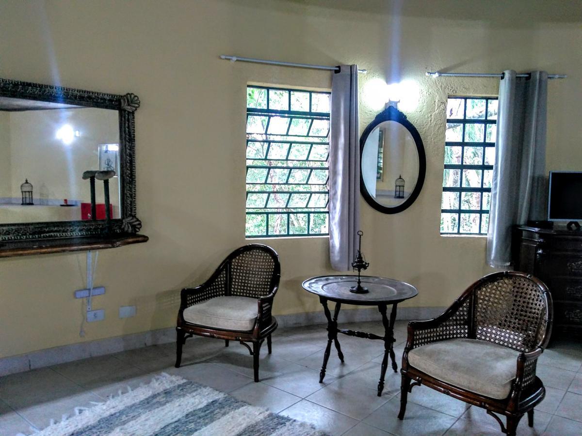 אמבו Villa Serena Bed & Breakfast מראה חיצוני תמונה